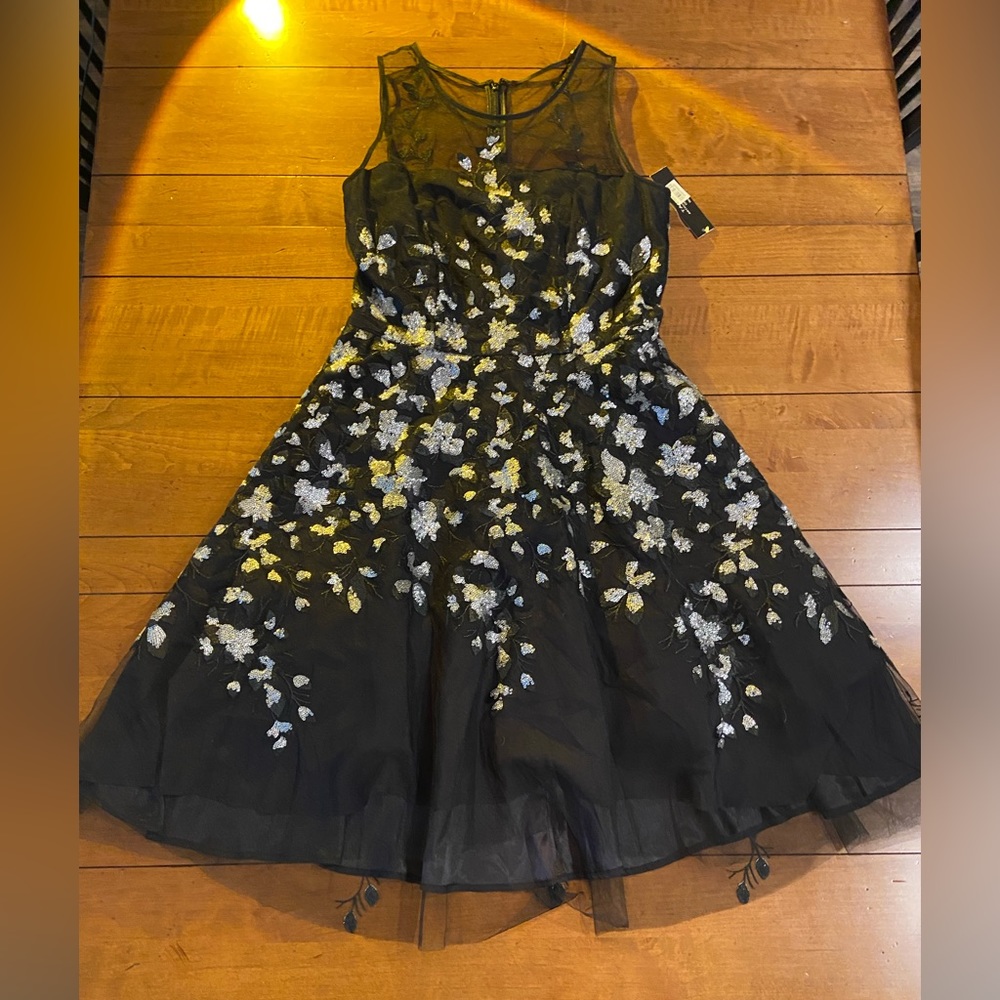 TAHARI sheer black and silver dress, US size- 8